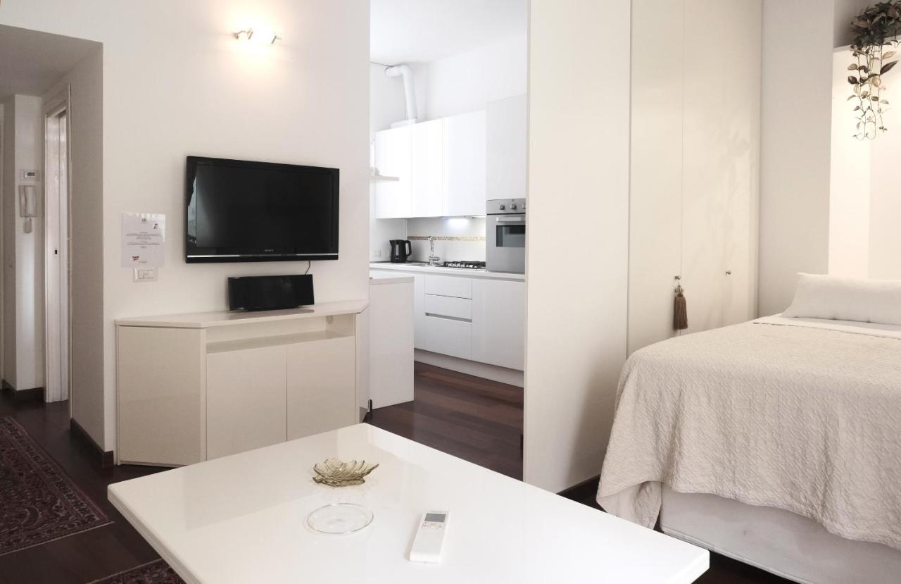 Comecasa Flowery Terraced Apartment Milano Exterior foto